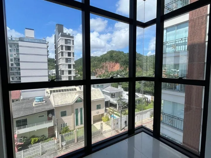 Apartamento à venda 4 dormitórios na Praia Brava