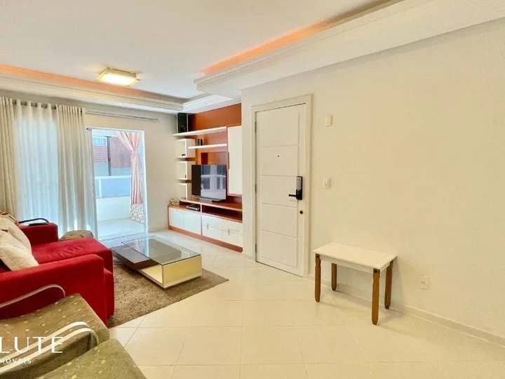 Apartamento com 2 suítes à venda no Centro