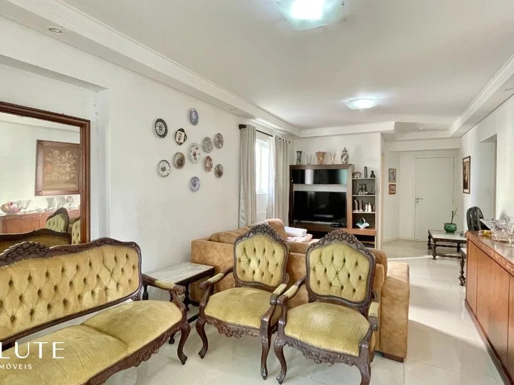 Apartamento à venda 2 suítes na Barra Norte