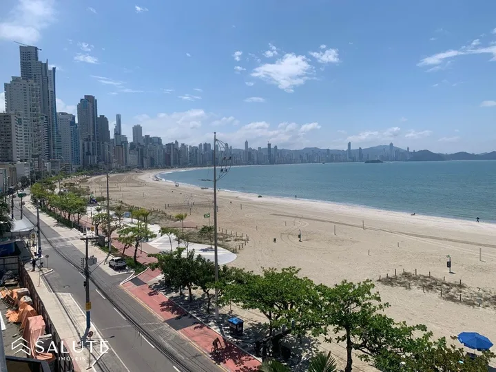 Apartamento locação diária 2 dormitórios.