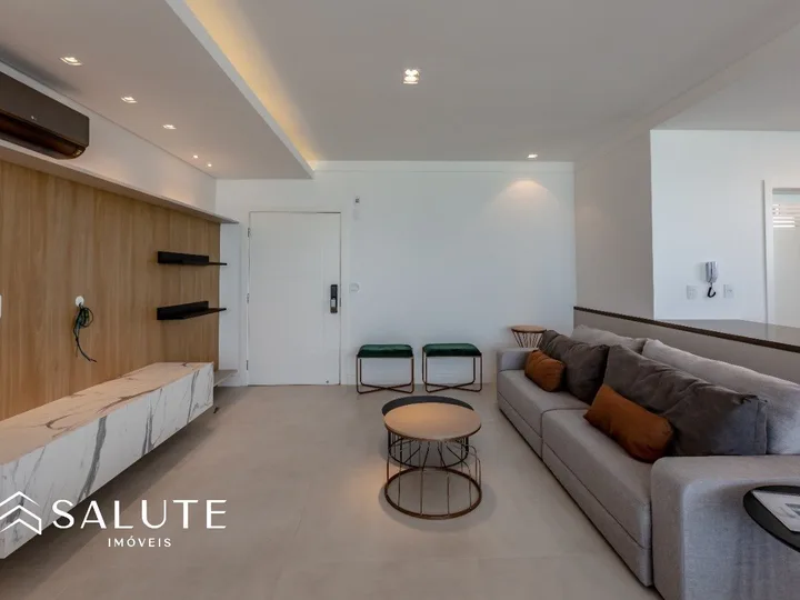 Apartamento com Vista Mar e 3 Suítes