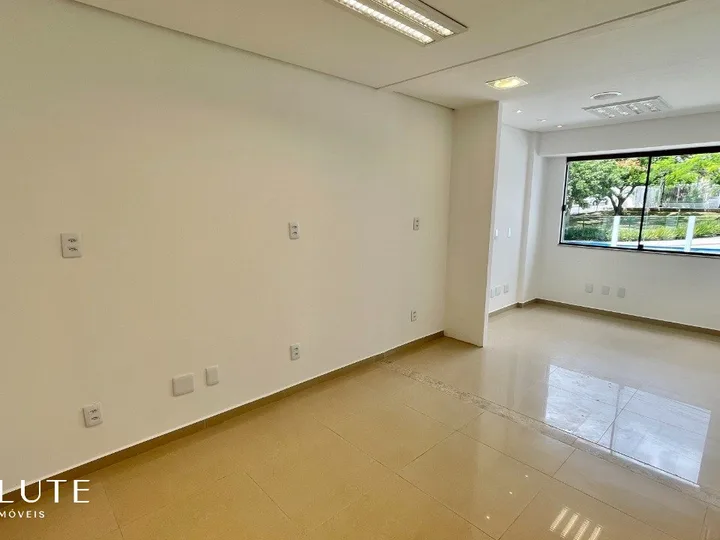 Sala comercial aluguel anual no Ariribá