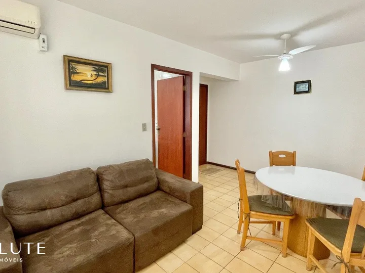 Apartamento à venda com 1 dormitório no Centro