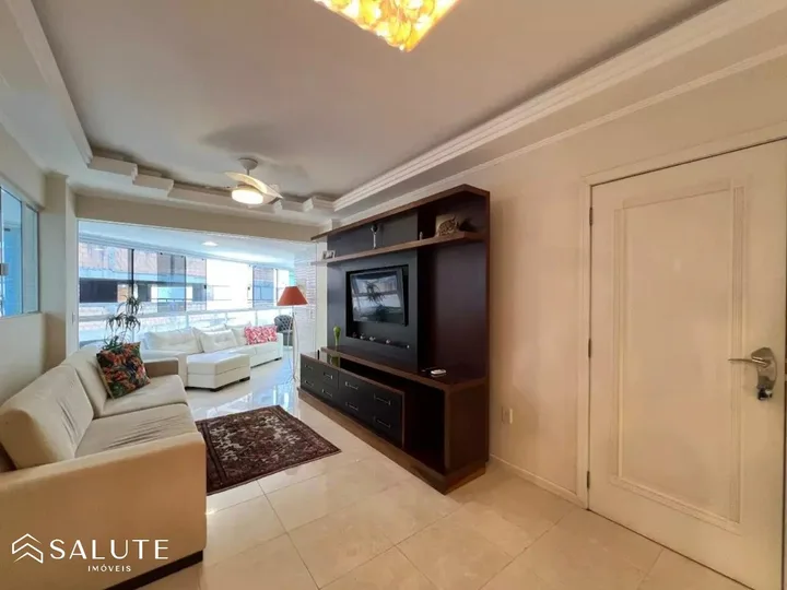 Apartamento à venda 3 Dormitórios no Centro