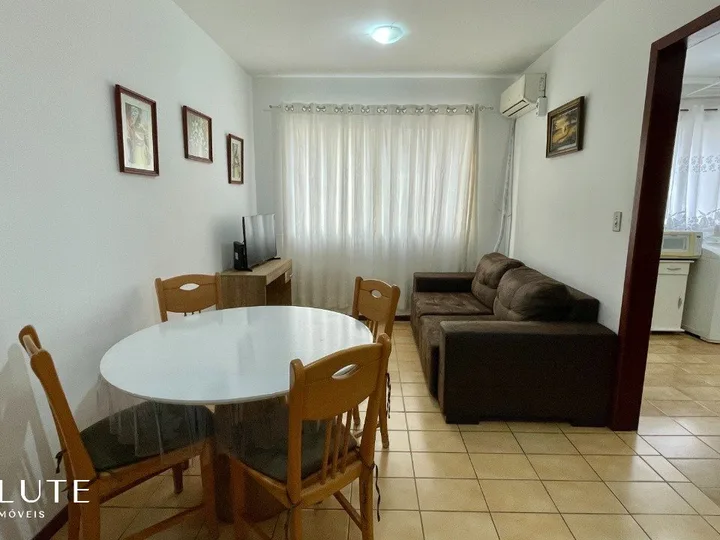 Apartamento à venda com 1 dormitório no Centro