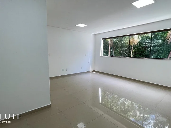 Sala comercial aluguel anual no Ariribá