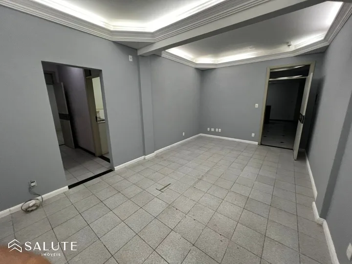 Sala Comercial aluguel anual Centro de Itajaí