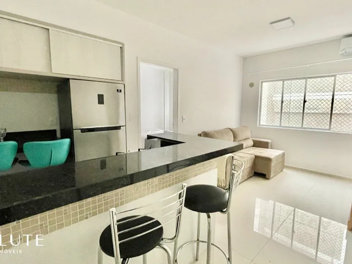 Apartamento aluguel anual 1 dormitório no Centro