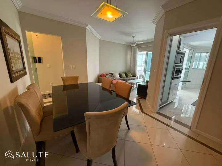 Apartamento à venda com 2 suítes na Barra Sul