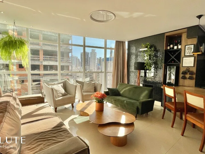 Apartamento à venda 3 suítes na Barra Sul