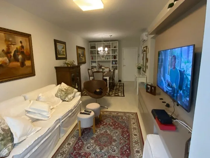Excelente Apartamento na Quadra Mar