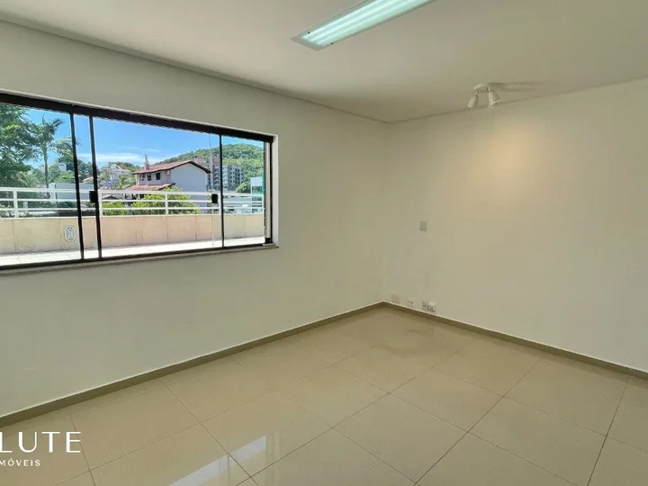 Sala comercial aluguel anual no Ariribá