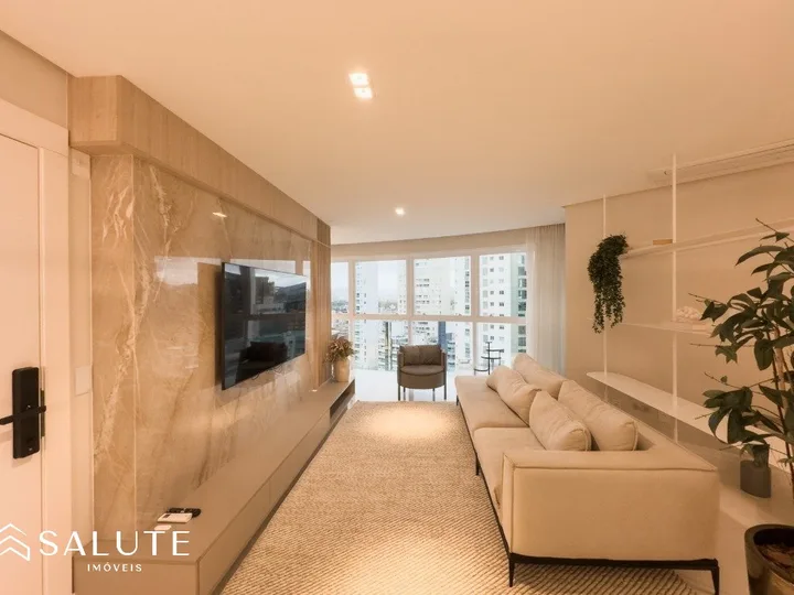Apartamento à venda com 3 suítes Barra Sul