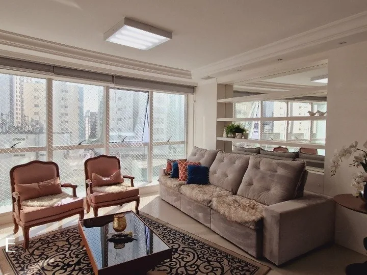 Apartamento à venda 3 suítes na Barra Sul
